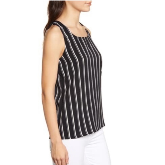 Loveappella Easy Scoop Neck Tank Top Size Medium - Picture 2 of 4